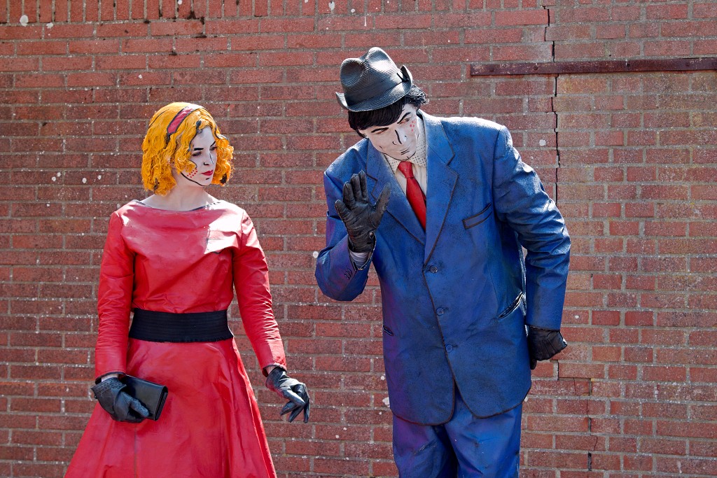 domburg living statue levend standbeeld evenement event festival festiviteit kunst art straatkunst streetart artiest beeld beeldhouwwerk sculpture sculptuur